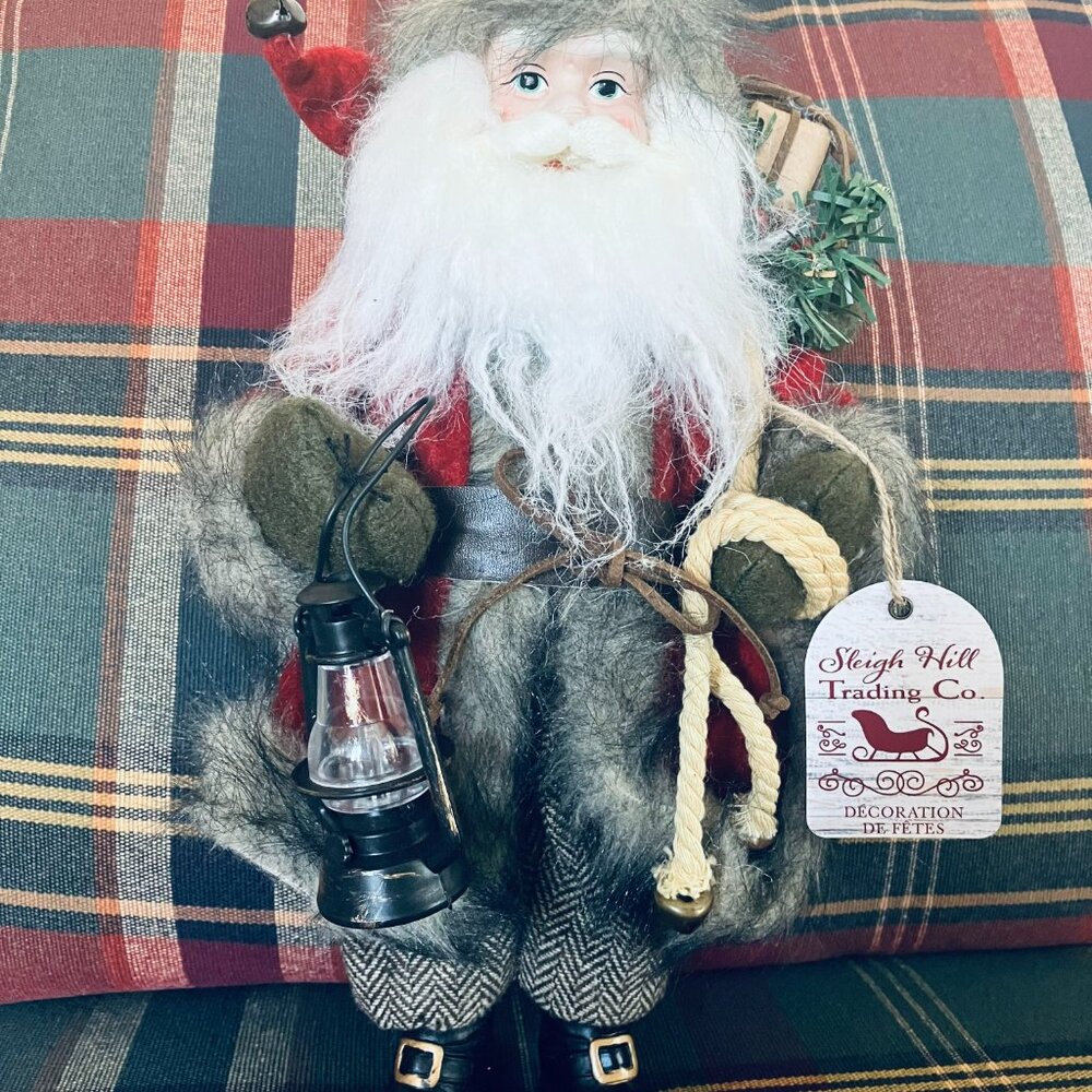 Sleigh Hill Trading Company Santa Claus NWT